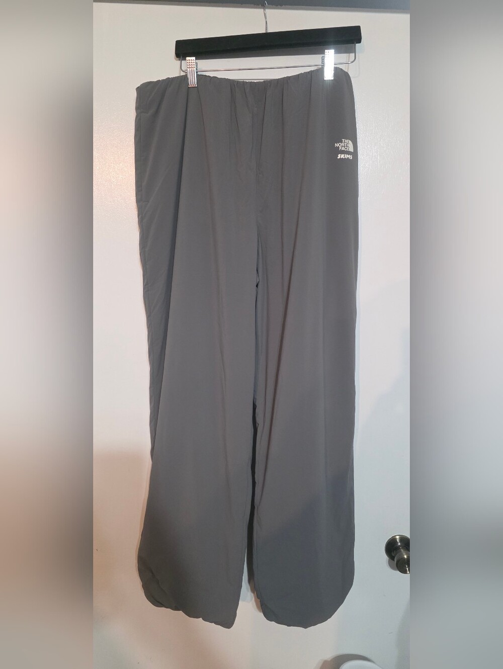 The North Face x SKIMS Ventrix Pant Grey Women Size Large Reg NWT